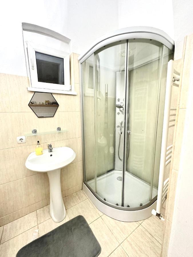 Charming Apartament City Center Timisoara Exterior photo